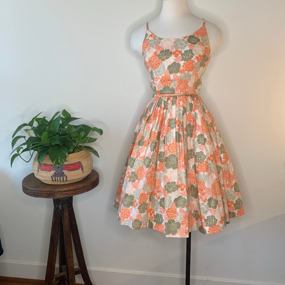 Vintage Floral Sleeveless 2-piece Dress